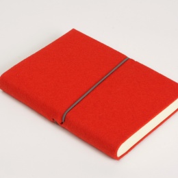 Adressbuch FILZDUETT Filz rot/Gummi grau | 12 x 16,5 cm, 48 Blatt